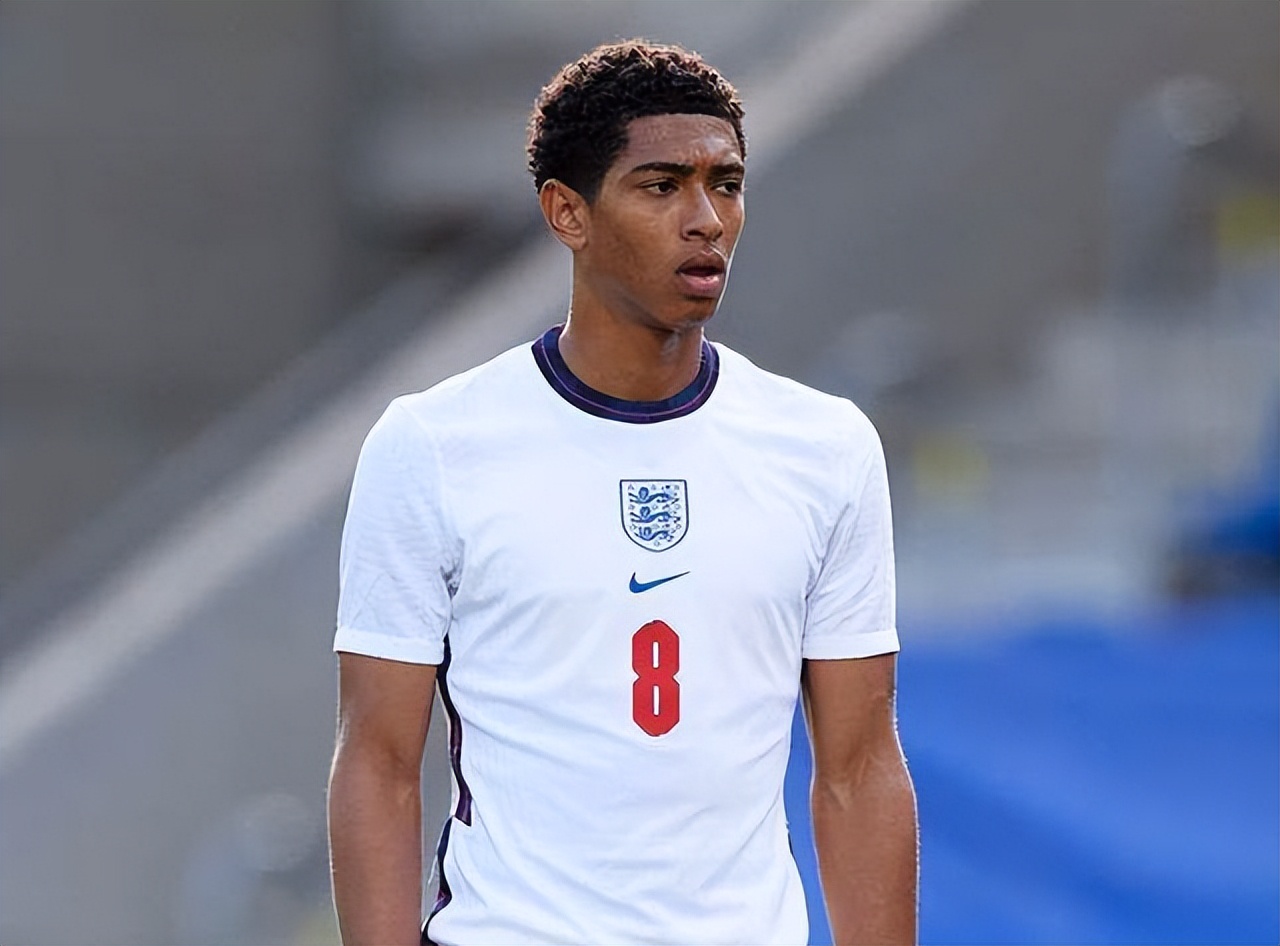 大联盟在 2022 年正式在全联盟范围内取消了投手的打击任务，统一实行 DH 制