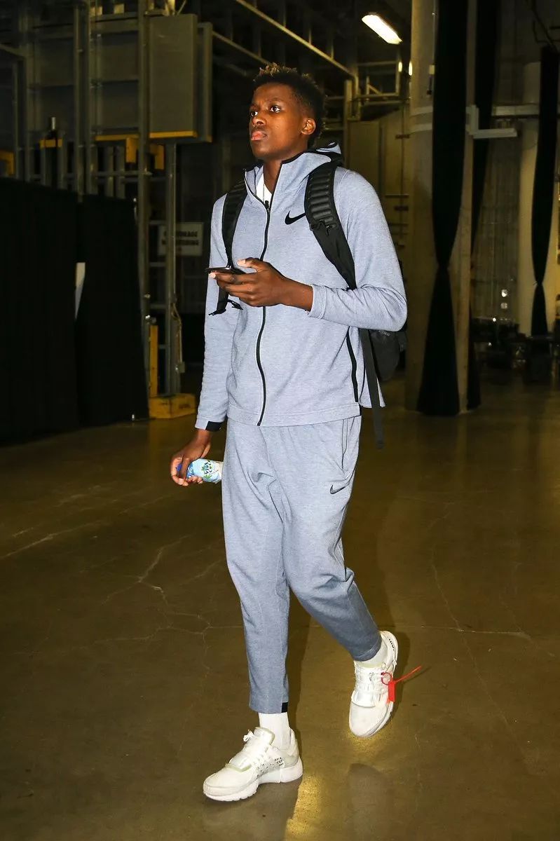 法尔克：热刺后卫武什科维奇被推荐给拜仁，拜仁