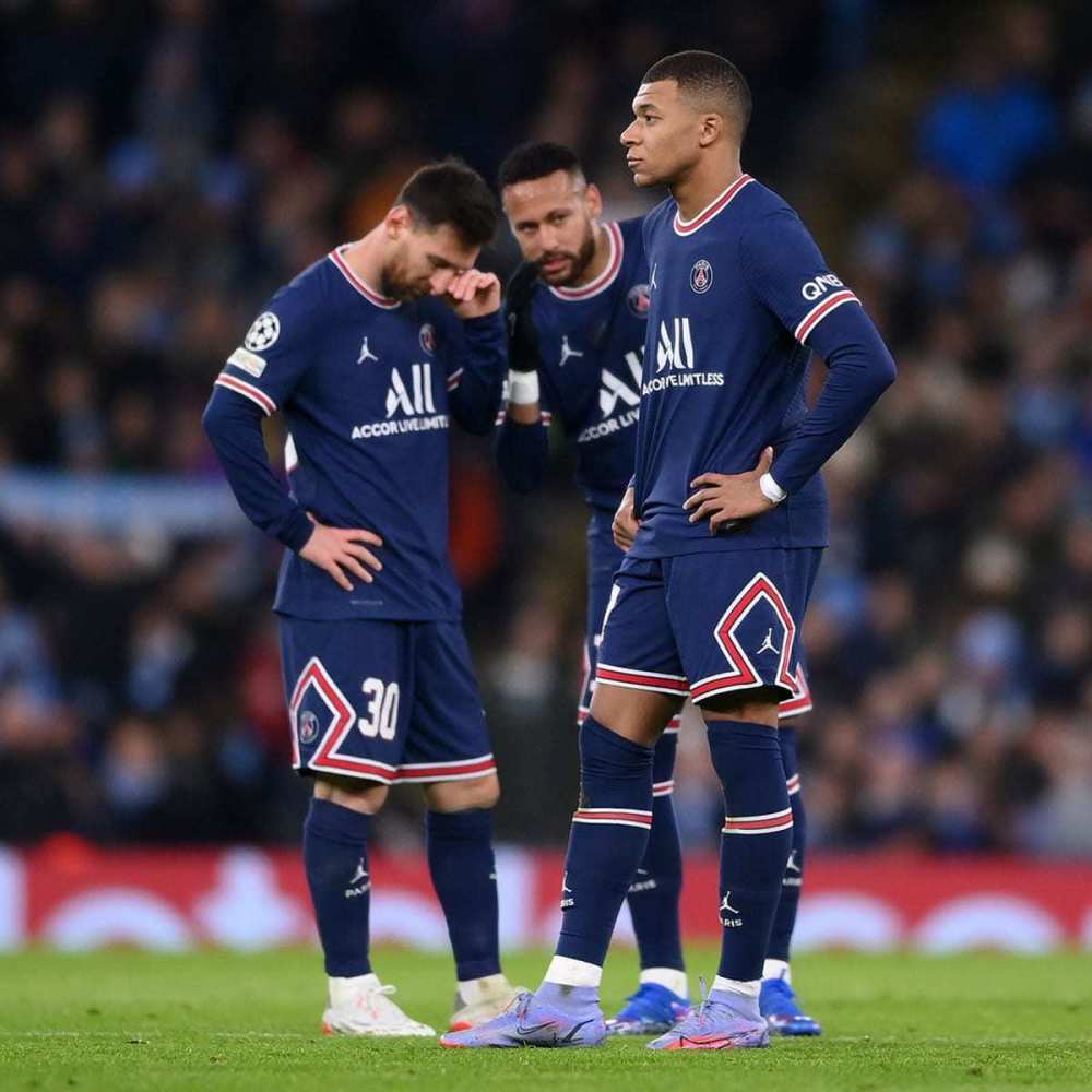 — @Nilsola10 来源：Barça Universal🚨 特尔施特根与米歇尔之间已进行对话。