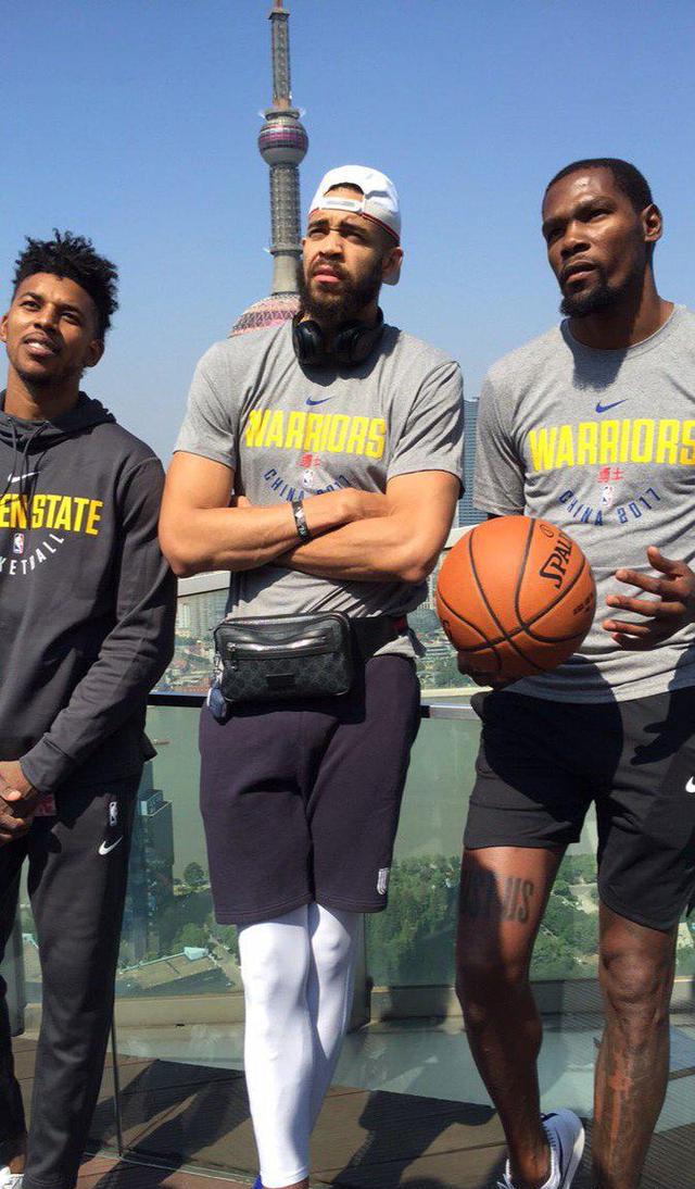 NBA季后赛精彩比赛瞬间