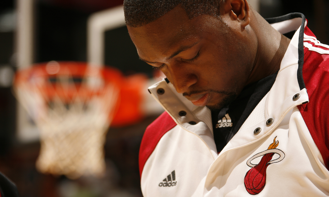 卡拉格：维尔茨倒地够不上点球，但国米球员拉拽球衣留下把柄