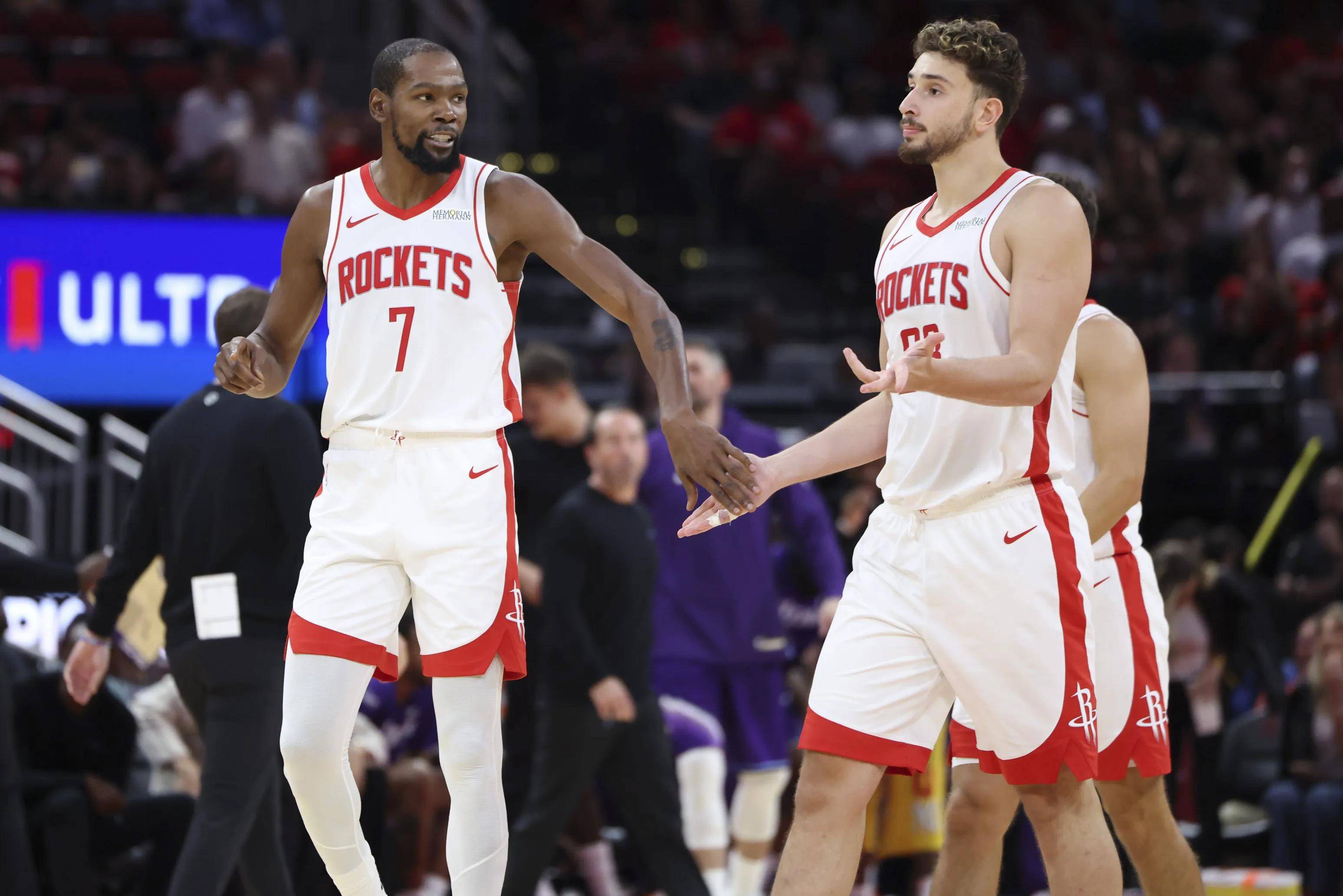 NBA战报：科沃德23分14板，灰熊107-98击败快船