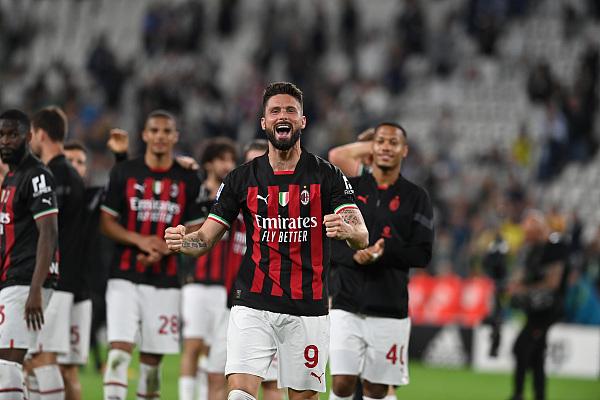 赵继伟最懂杨鸣！CBA表扬+登上辽视春晚，他值得所有的尊重和掌声