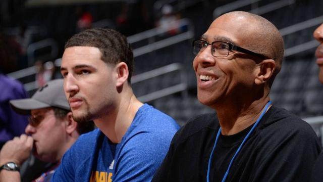 NBA焦点战：勇士主场逆转掘金,